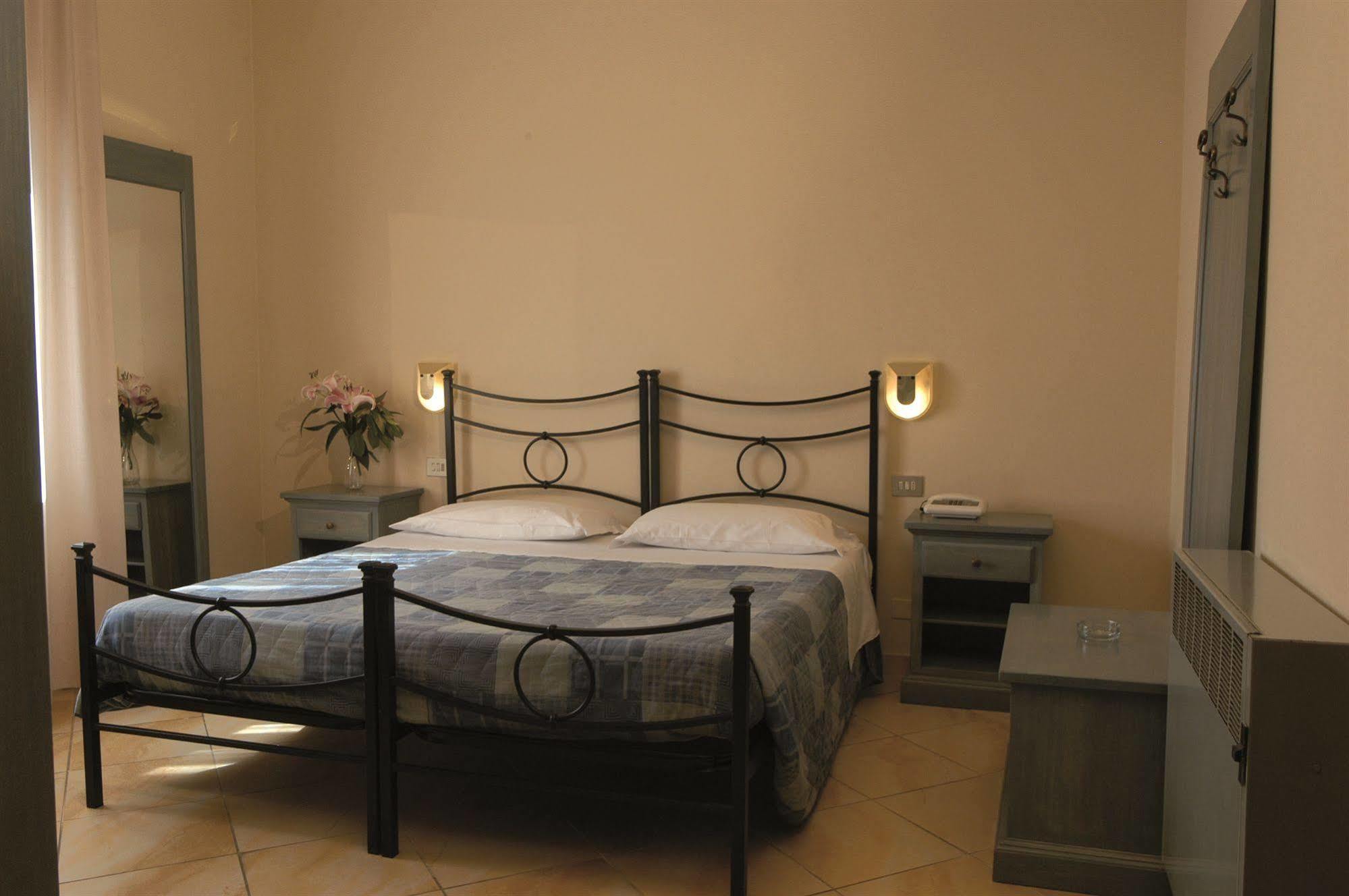 Hotel Ismaele Chiusi Extérieur photo